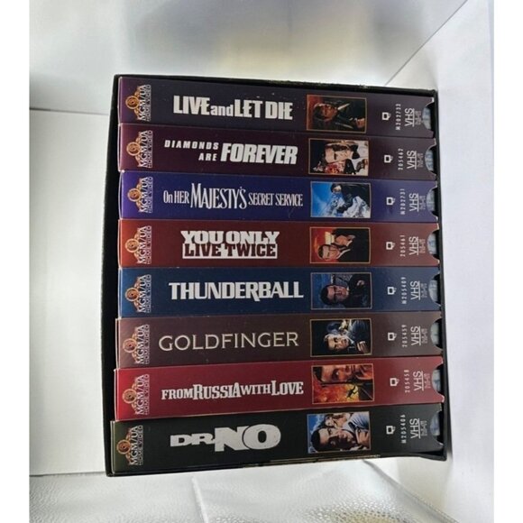 James Bond 007 VHS Deluxe Edition Gift Set  8 Classic Films  MGM/UA Gift Set NIB - Picture 2 of 8